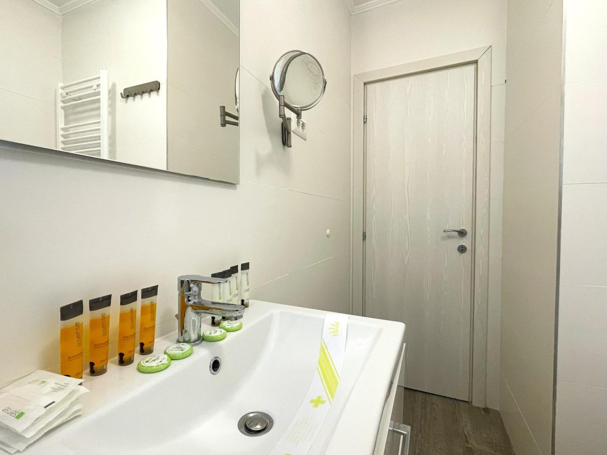 Cozy Riverfront Apartments With Garden And Mountain View Buşteni Εξωτερικό φωτογραφία
