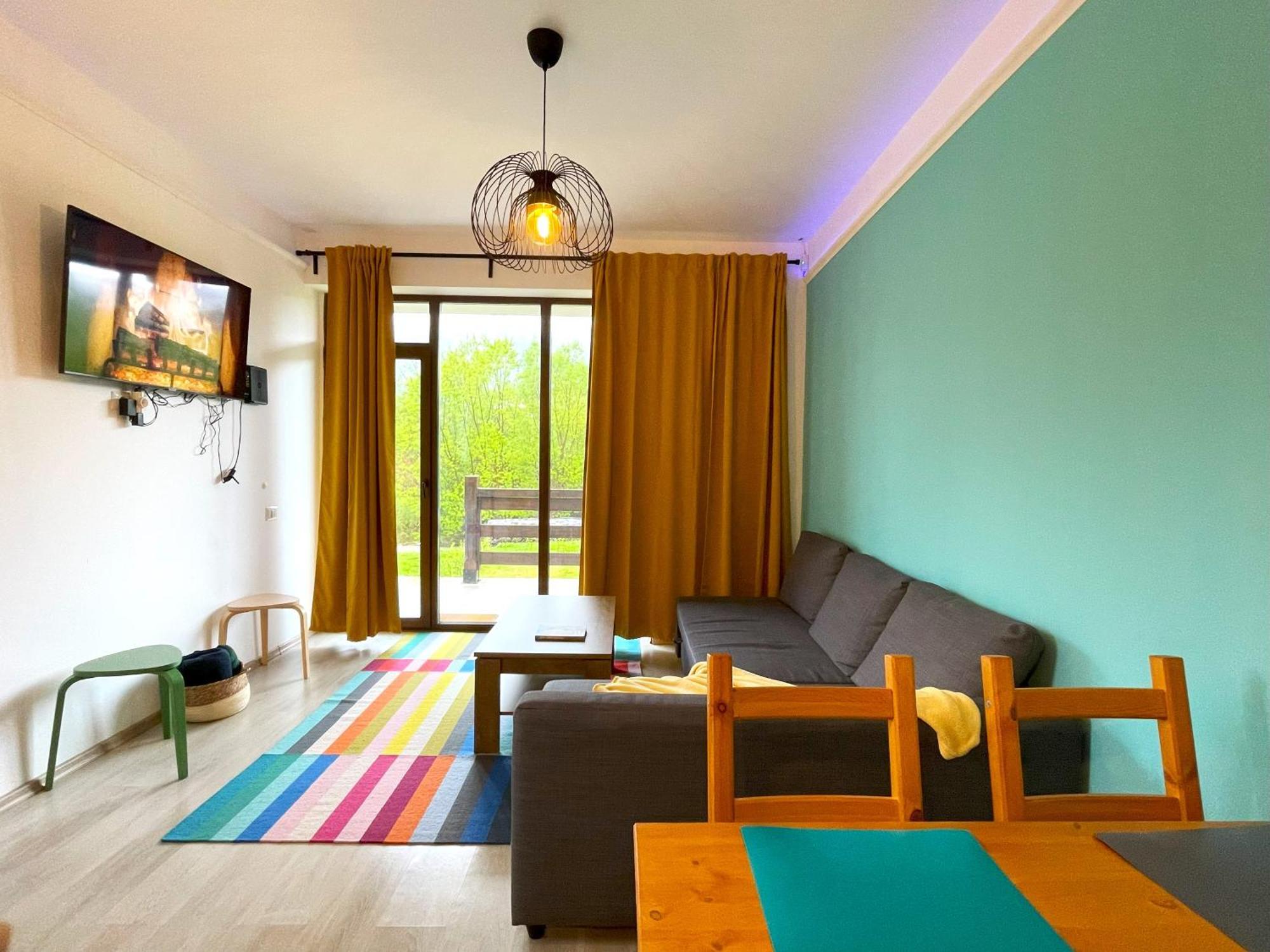 Cozy Riverfront Apartments With Garden And Mountain View Buşteni Εξωτερικό φωτογραφία
