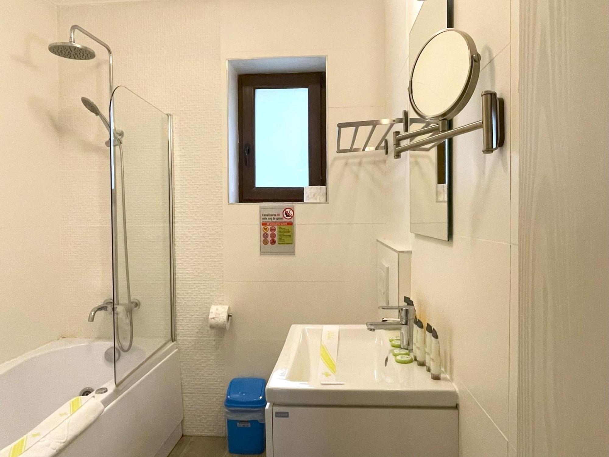 Cozy Riverfront Apartments With Garden And Mountain View Buşteni Εξωτερικό φωτογραφία